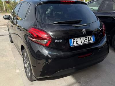 Peugeot 208 PEUGEOT208 Nero usata Casagiove