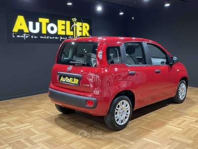 Fiat Panda Pandina 1.0 hybrid Icon 5 POSTI Rosso usata Moncalieri