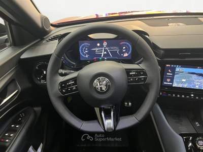 Alfa Romeo Junior 1.2 ibrida Sprint 145cv edct6 KM0 Rosso usata Nola