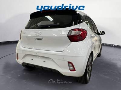 Hyundai i10 1.0 GPL ORIGINALE CASA Connectline KM0 Bianco usata Nola