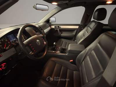 Volkswagen Touareg Touareg I 2.5 tdi R5-PELLE Argento usata Torbole Casaglia