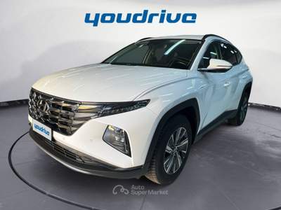 Hyundai Tucson 1.6 hev Xline 2wd auto KM 88.800 Bianco usata Nola