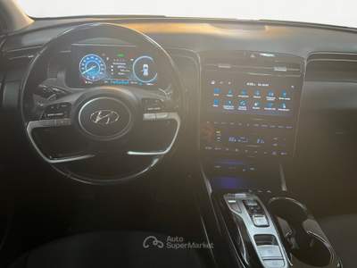 Hyundai Tucson 1.6 hev Xline 2wd auto KM 88.800 Bianco usata Nola