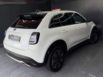 Fiat 600 1.2 Hybrid 145 CV DCT MHEV La Prima Bianco usata Teverola
