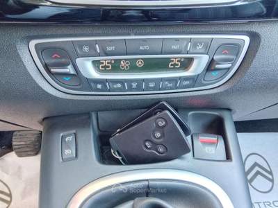 Renault Scénic Scenic III X-Mod 2012 X-Mod 1.5 dci Live s Bianco usata Avellino