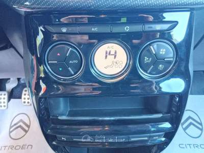 DS Automobiles DS 3 DS3 DS3 1.6 bluehdi So Chic 75cv Blu/Azzurro usata Avellino