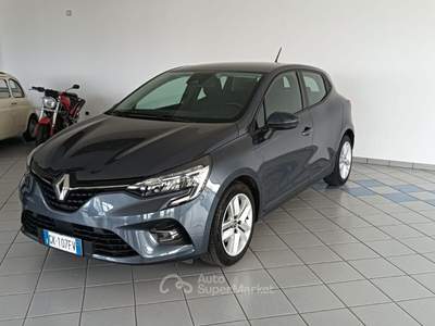 Renault Clio Blue dCi 100 CV 5 porte Evolution Grigio usata Galatina