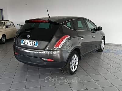 Lancia Delta DPF Oro Grigio usata Galatina