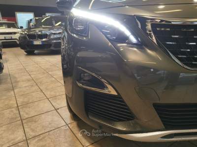 Peugeot 5008 S&S EAT8 GT Line 7 posti Giallo usata Besenello