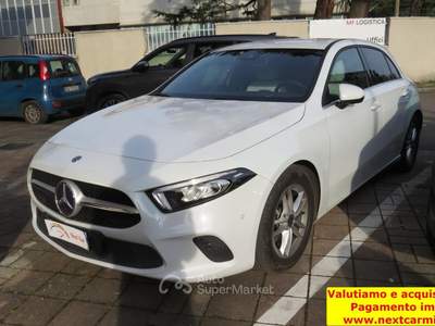 Mercedes-Benz Classe A D Business 7G-DCT Bianco usata Buccinasco