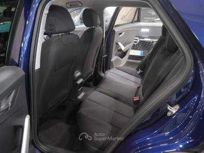 Audi Q2 AUDI Q2 30 TDI 115CV S-TRONIC BUSINESS ATTRACTION Blu/Azzurro usata Salerno