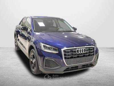 Audi Q2 AUDI Q2 30 TDI 115CV S-TRONIC BUSINESS ATTRACTION Blu/Azzurro usata Salerno
