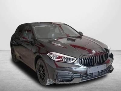BMW Serie 1 116d 116 116D 115CV STEPTRONIC BUSINESS ADVANTAGE ( FARI LE Nero usata Salerno