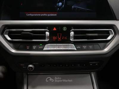 BMW Serie 3 318d 318 BMW 318D TOURING 150CV STEPTRONIC 48V BUSINESS ADV Nero usata Salerno