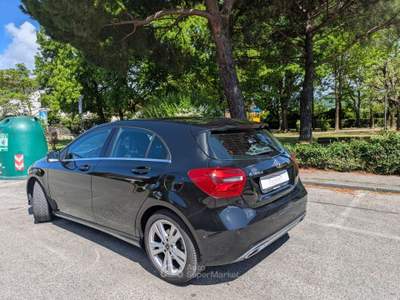 Mercedes-Benz CLA Mercedes-Benz A-Class A 180 D Sport #10750 Nero usata Pieve a Nievole