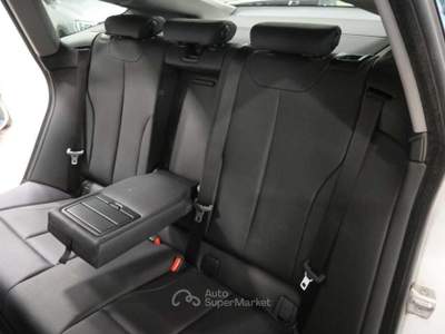 BMW Serie 3 318d BMW 318D GRAN TURISMO 136CV STEPTRONIC BUSINESS AD Argento usata Salerno