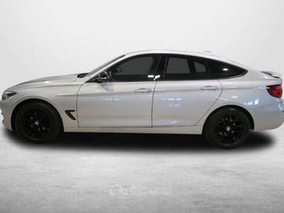 BMW Serie 3 318d BMW 318D GRAN TURISMO 136CV STEPTRONIC BUSINESS AD Argento usata Salerno