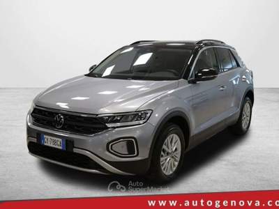 Volkswagen T-Roc VOLKSWAGEN T-ROC 2.0 TDI 115CV 6M. SCR LIFE ( FARI Beige usata Salerno