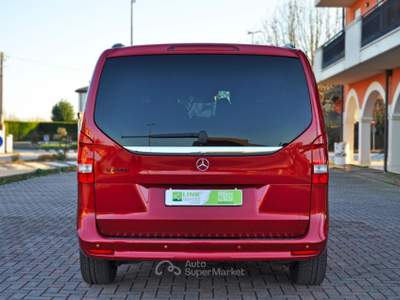 Mercedes-Benz Classe V d Automatic Sport Compact Night Edition Rosso usata Saonara
