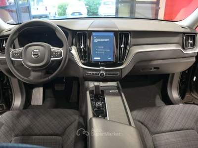 Volvo XC60 VOLVO XC60 2.0D 197CV B4 (D) AUTOMATIC CORE ( FARI Nero usata Salerno