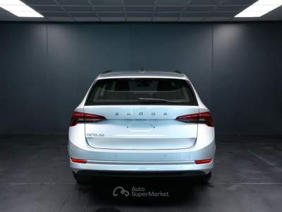 Skoda Octavia 2.0 TDI 116CV DSG Wagon Executive Argento usata Arsiè