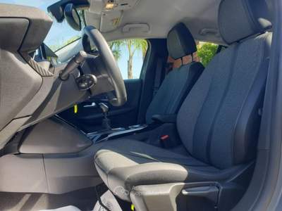 Peugeot 208 Allure Grigio usata Taranto