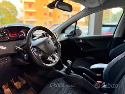 Peugeot 208 Peugeot 208 Nero usata Telgate