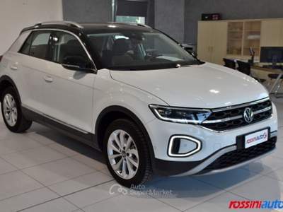 Volkswagen T-Roc 1.5 TSI 150 CV DSG STYLE + TECH PACK + EASY OPEN/C Bianco usata Quinzano D'oglio