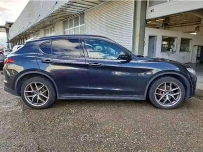 Alfa Romeo Stelvio 2.2 t EXECUTIVE Q4 210cv AT8 TETTO PANO - FN145TV Nero usata Basiliano
