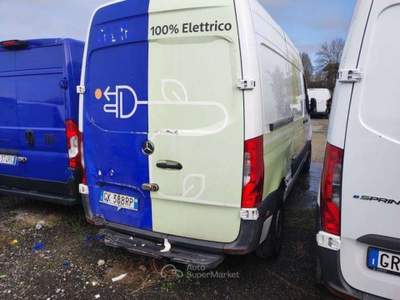Mercedes-Benz Sprinter SPRINTER eSprinter - 4 batterie - GK388RP Bianco usata Basiliano