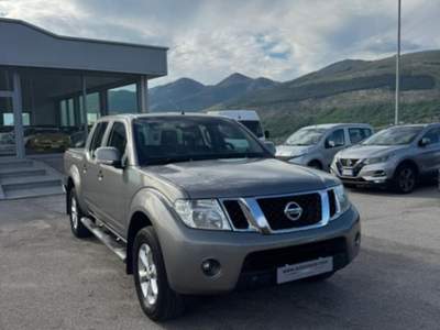 Nissan Navara 2.5 dCi 190CV 4 porte Double Cab LE Grigio usata San Gregorio Magno