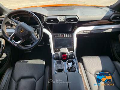 Lamborghini Urus 4.0 V8 auto Arancione usata vicenza