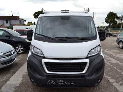 Peugeot Boxer 330 2.2 BlueHDi 120CV S&S Furgone Bianco usata COMACCHIO
