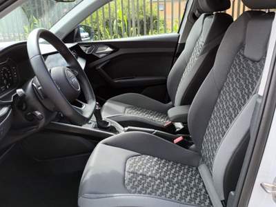 Audi A1 SPB 30 TFSI BLACKLINE PACKLUCI PREZZO SENZA VINCOL Bianco usata Roma