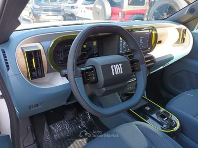 Fiat Grande Panda 1200 HYBRID LA PRIMA 110CV AUT NAV CARPLAY CAM"17 Bianco usata Roma