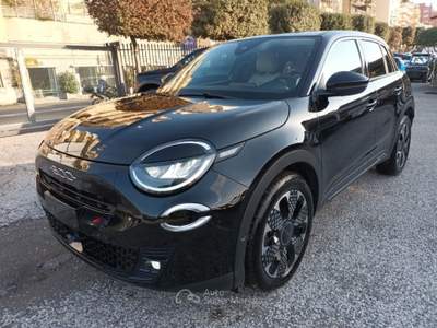 Fiat 600 1200 MHEV LA PRIMA DCT 110 CV NAV CAM"18 ITALIA Nero usata Roma