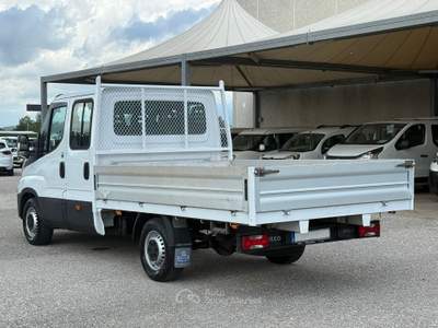Iveco Daily 35S16 7 POSTI DOPPIA CABINA CASSONE FISSO Bianco usata San Salvatore Telesino