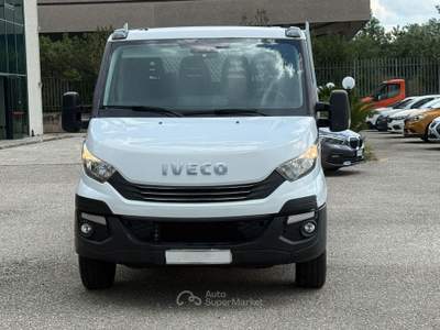Iveco Daily 35S16 7 POSTI DOPPIA CABINA CASSONE FISSO Bianco usata San Salvatore Telesino