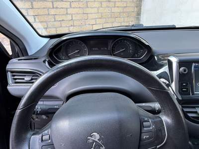 Peugeot 208 5p. GPL Access Nero usata Roma