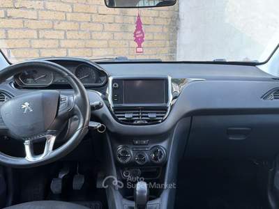 Peugeot 208 5p. GPL Access Nero usata Roma