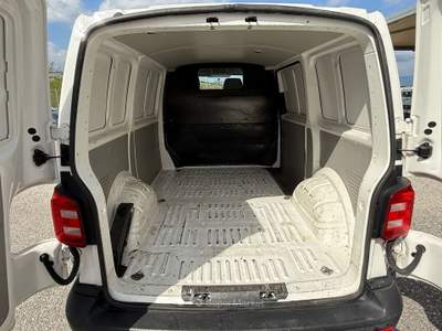 Volkswagen Transporter 2.0 TDI L2 PASSO LUNGO Bianco usata San Salvatore Telesino