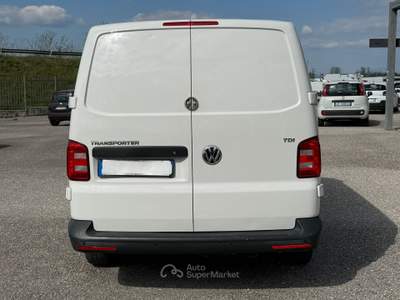 Volkswagen Transporter 2.0 TDI L2 PASSO LUNGO Bianco usata San Salvatore Telesino