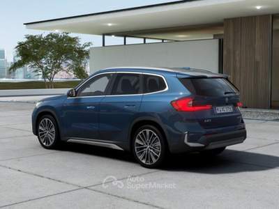 BMW iX1 20 Pure Edition eDrive Blu/Azzurro usata Padova