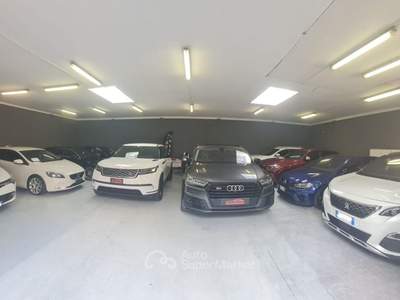 Land Rover Range Rover Velar Range Velar 2.0D I4 180 CV R-Dynamic S Bianco usata Torino