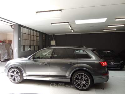 Audi Q7 Occasione SQ7 4.0 V8 TDI quattro tiptronic Business Plus Grigio usata Torino