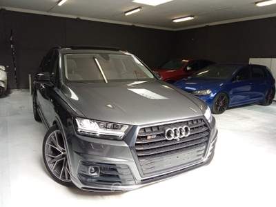 Audi Q7 Occasione SQ7 4.0 V8 TDI quattro tiptronic Business Plus Grigio usata Torino