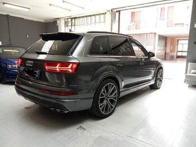 Audi Q7 Occasione SQ7 4.0 V8 TDI quattro tiptronic Business Plus Grigio usata Torino