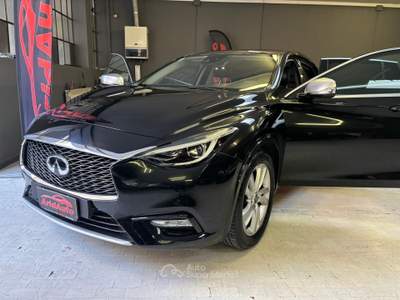 Infiniti Q30 Premium Tech Nero usata Torino