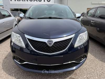 Lancia Ypsilon 1.2 69 CV 5 porte S&S Platinum Blu/Azzurro usata CALCINATO