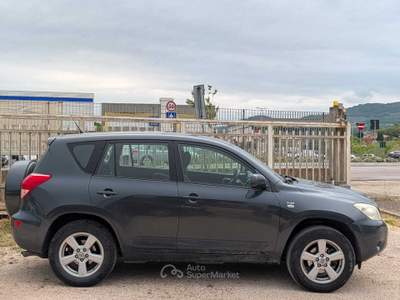Toyota RAV4 buono stato di conservazione, funzionante Grigio usata Deruta